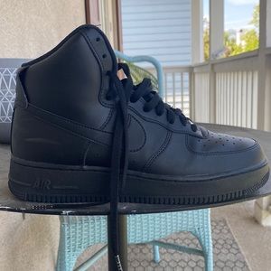 Men’s all black high top Nike AirForce 1’s | Size 9 | Good Condition